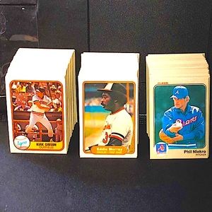 ⚾️ 1981-83 Fleer Vintage Baseball Lot - 250+ cards ⚾️